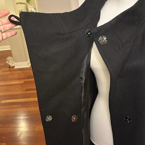 SOLD  - Picture 8 of 17